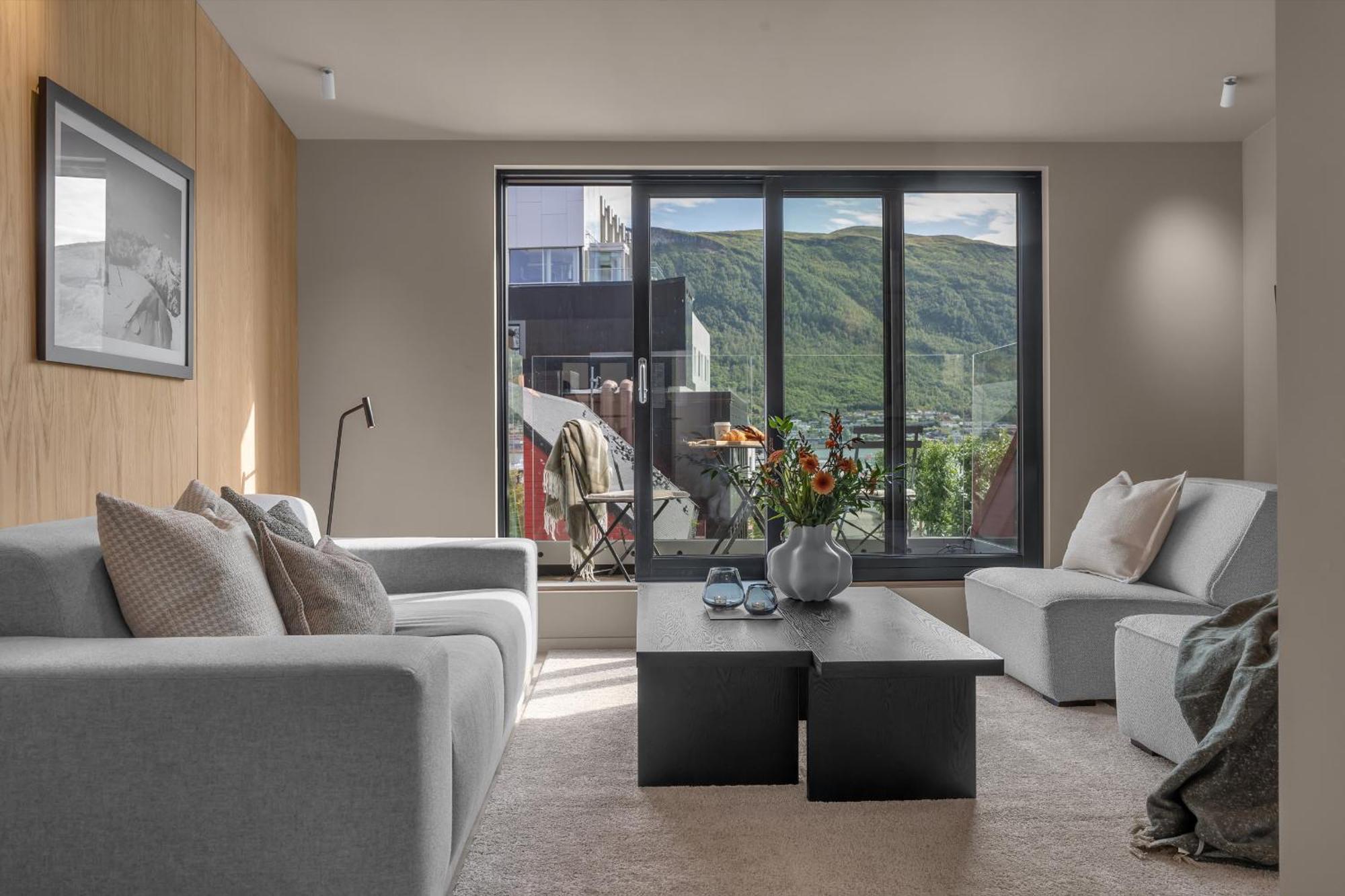 The Loft - Central Top Floor Apartment With 4 Bedrooms Тромсё Экстерьер фото